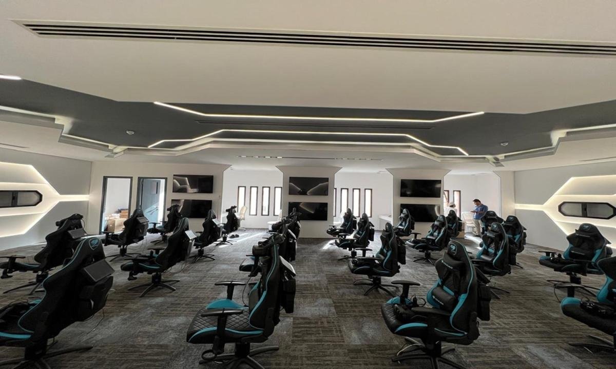 Project: Virtual Reality Laboratory &nbsp Client: Sultan Qaboos University